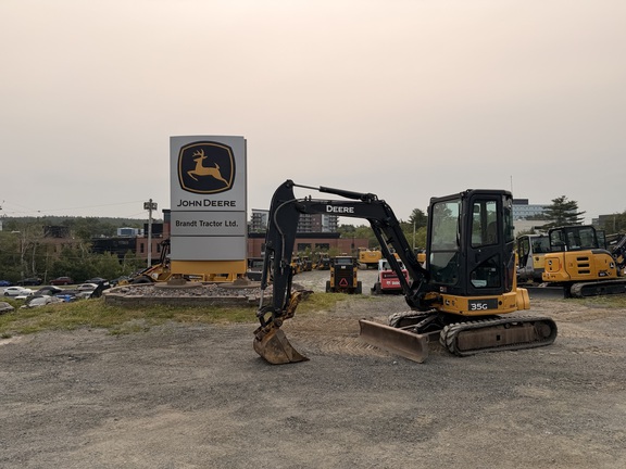 Photo of a 2020 John Deere 35G