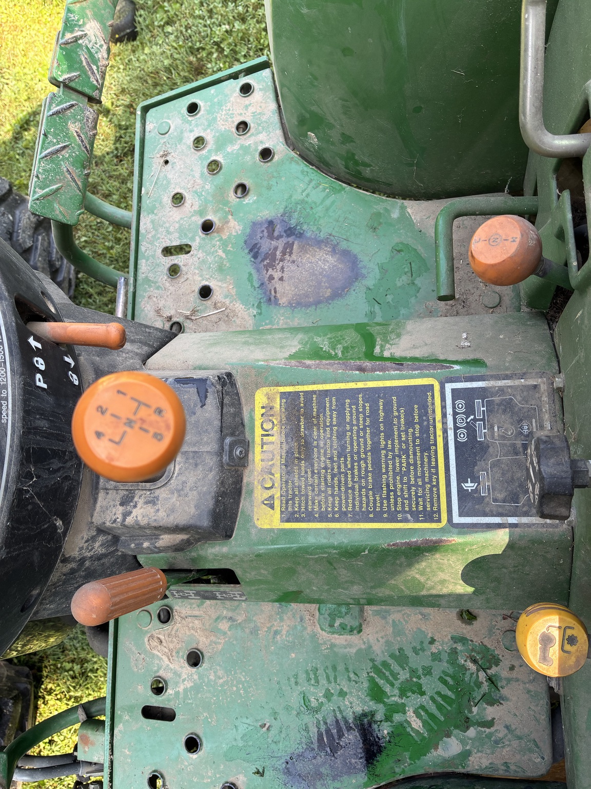 Used 2003 John Deere 790 Compact Utility Tractors at Koenig Equipment in Lebanon, OH - PhotoXL12