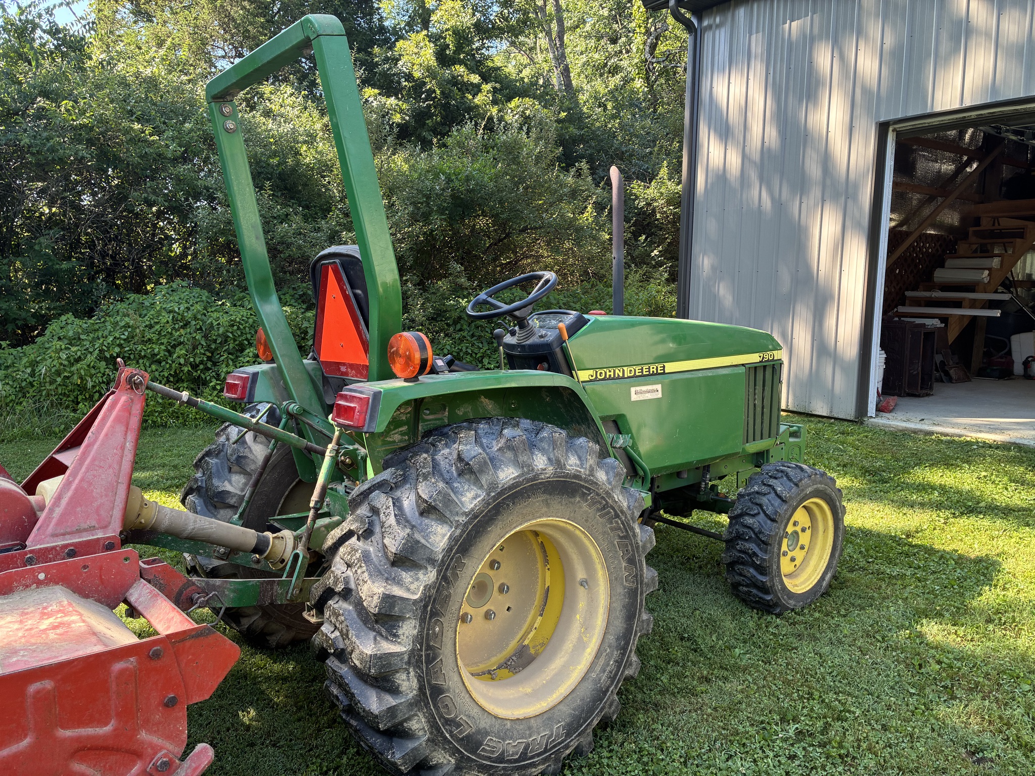 Used 2003 John Deere 790 Compact Utility Tractors at Koenig Equipment in Lebanon, OH - PhotoXL4
