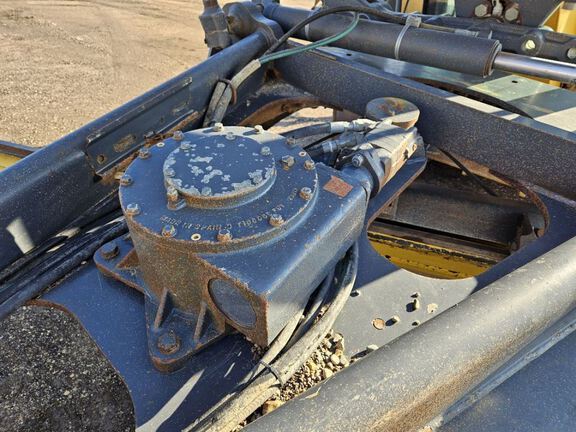2011 John Deere 770G