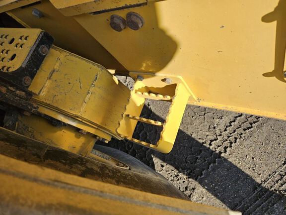 2011 John Deere 770G