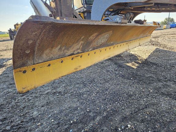 2011 John Deere 770G