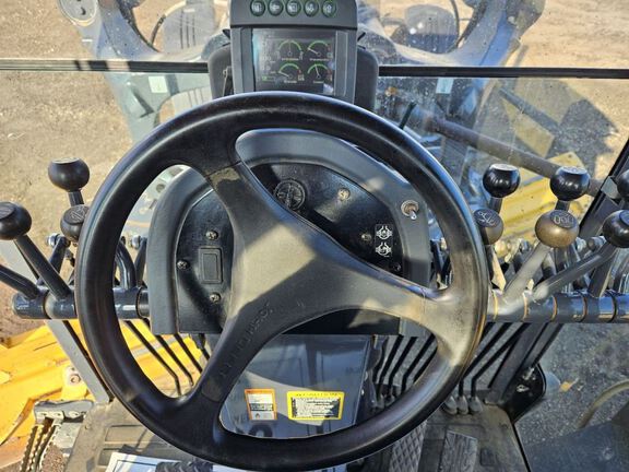 2011 John Deere 770G