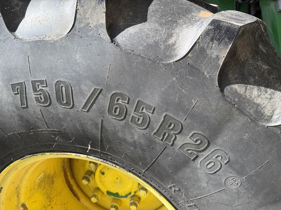 Photo of 2012 John Deere S680