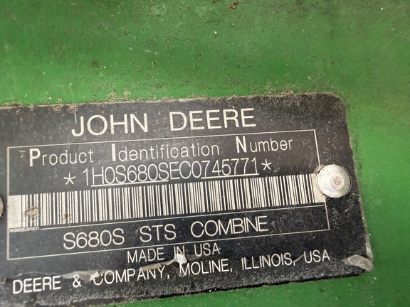 Photo of 2012 John Deere S680