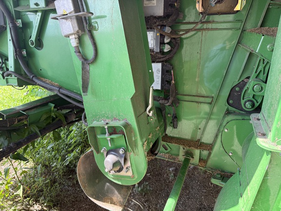 Photo of 2012 John Deere S680