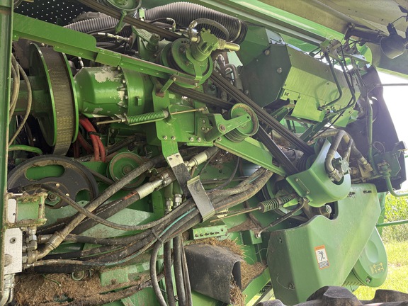 Photo of 2012 John Deere S680