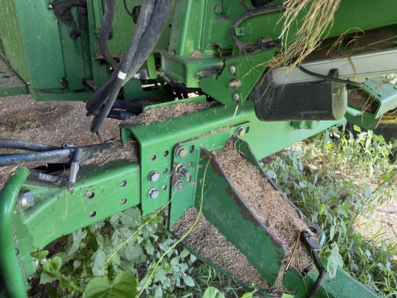 Photo of 2012 John Deere S680