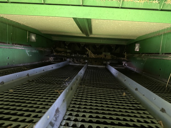 Photo of 2012 John Deere S680