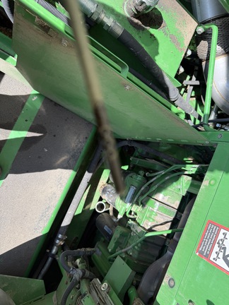 Photo of 2012 John Deere S680