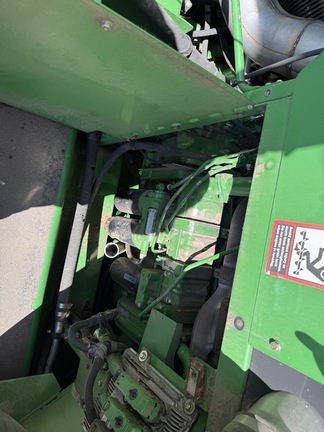 Photo of 2012 John Deere S680