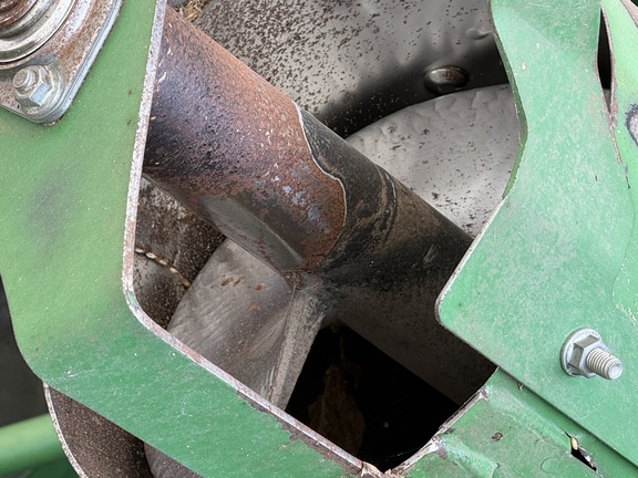 Photo of 2012 John Deere S680