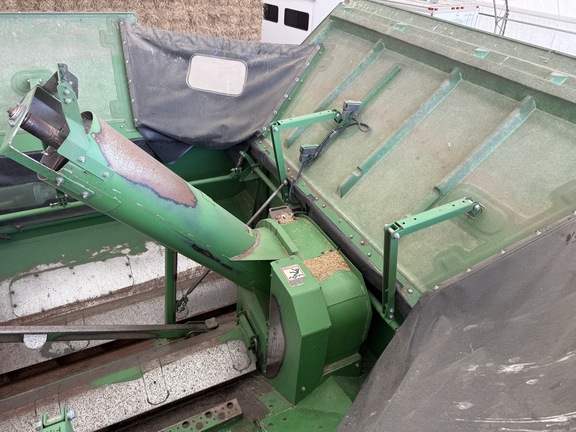 Photo of 2012 John Deere S680