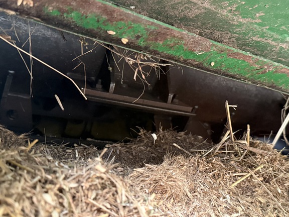 Photo of 2012 John Deere S680