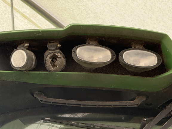 Photo of 2012 John Deere S680