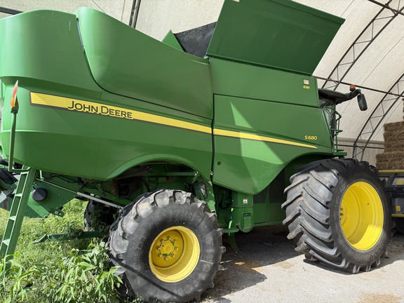 Photo of 2012 John Deere S680
