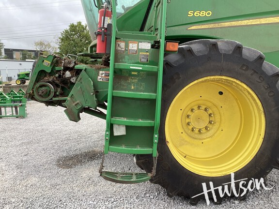 Photo of 2012 John Deere S680