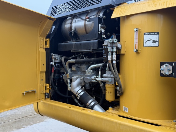 2023 John Deere 200 G