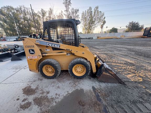 2014 John Deere 315