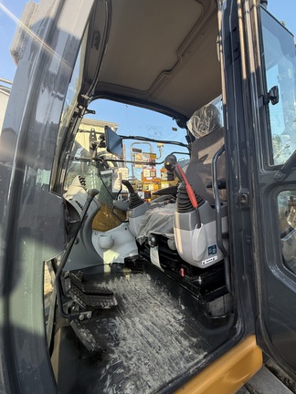 2023 John Deere 135 P