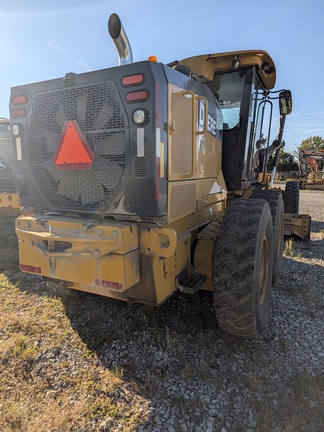 2015 John Deere 672G