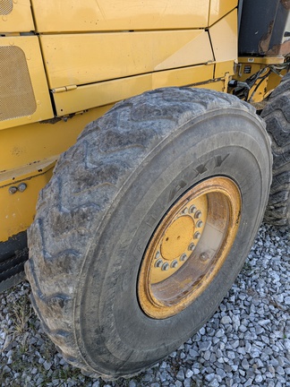 2015 John Deere 672G