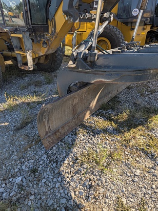 2015 John Deere 672G