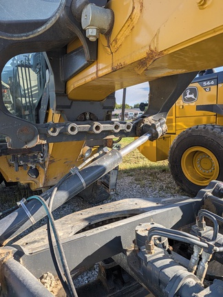 2015 John Deere 672G