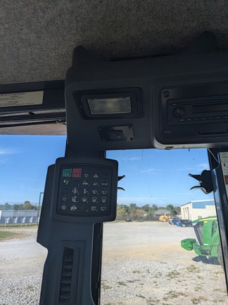 2015 John Deere 672G