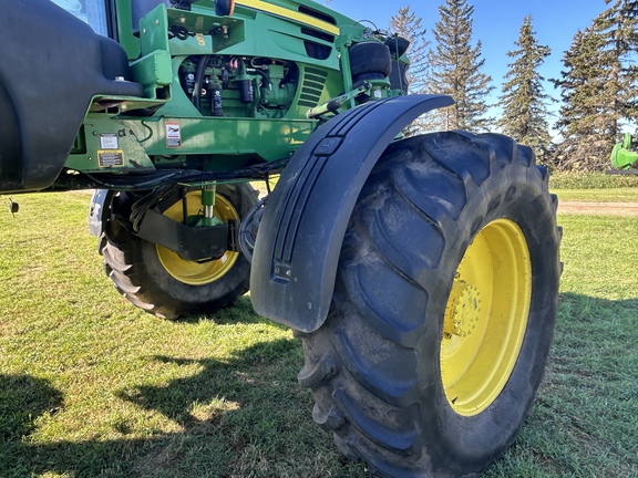 Used 2011 John Deere 4830 Self Propelled Sprayers at Horizon Ag & Turf in Lloydminster, AB - Photo5