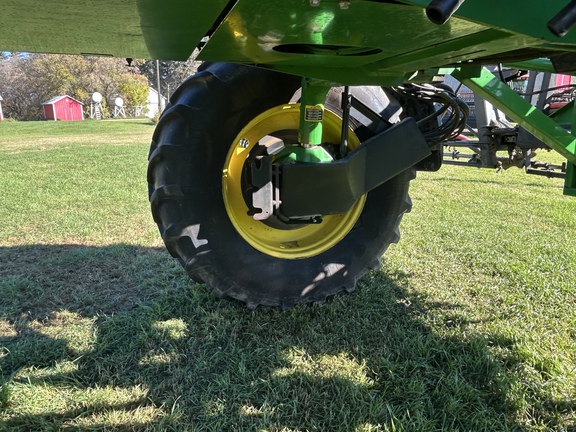Used 2011 John Deere 4830 Self Propelled Sprayers at Horizon Ag & Turf in Lloydminster, AB - Photo14