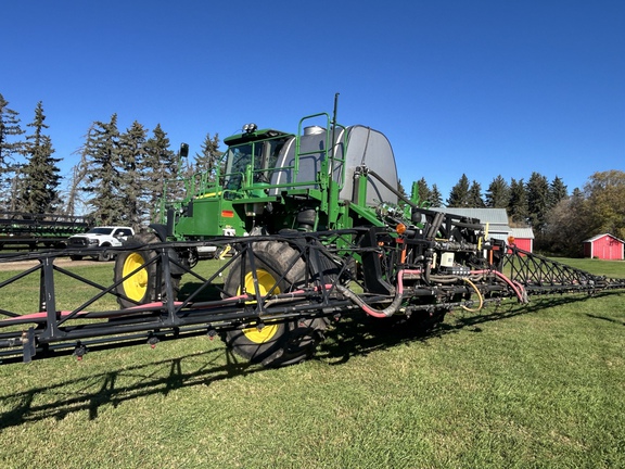 Used 2011 John Deere 4830 Self Propelled Sprayers at Horizon Ag & Turf in Lloydminster, AB - Photo23