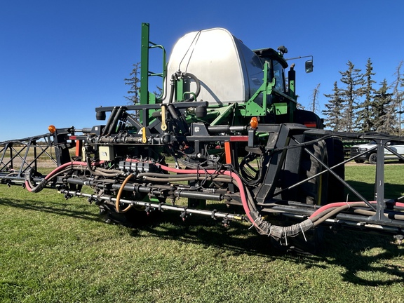 Used 2011 John Deere 4830 Self Propelled Sprayers at Horizon Ag & Turf in Lloydminster, AB - Photo24