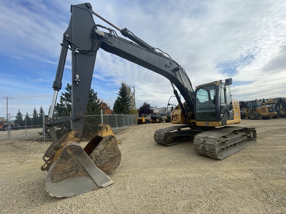 2012 John Deere 225D