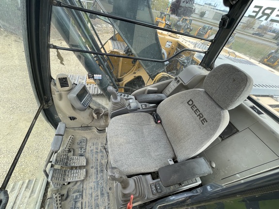 2012 John Deere 225D