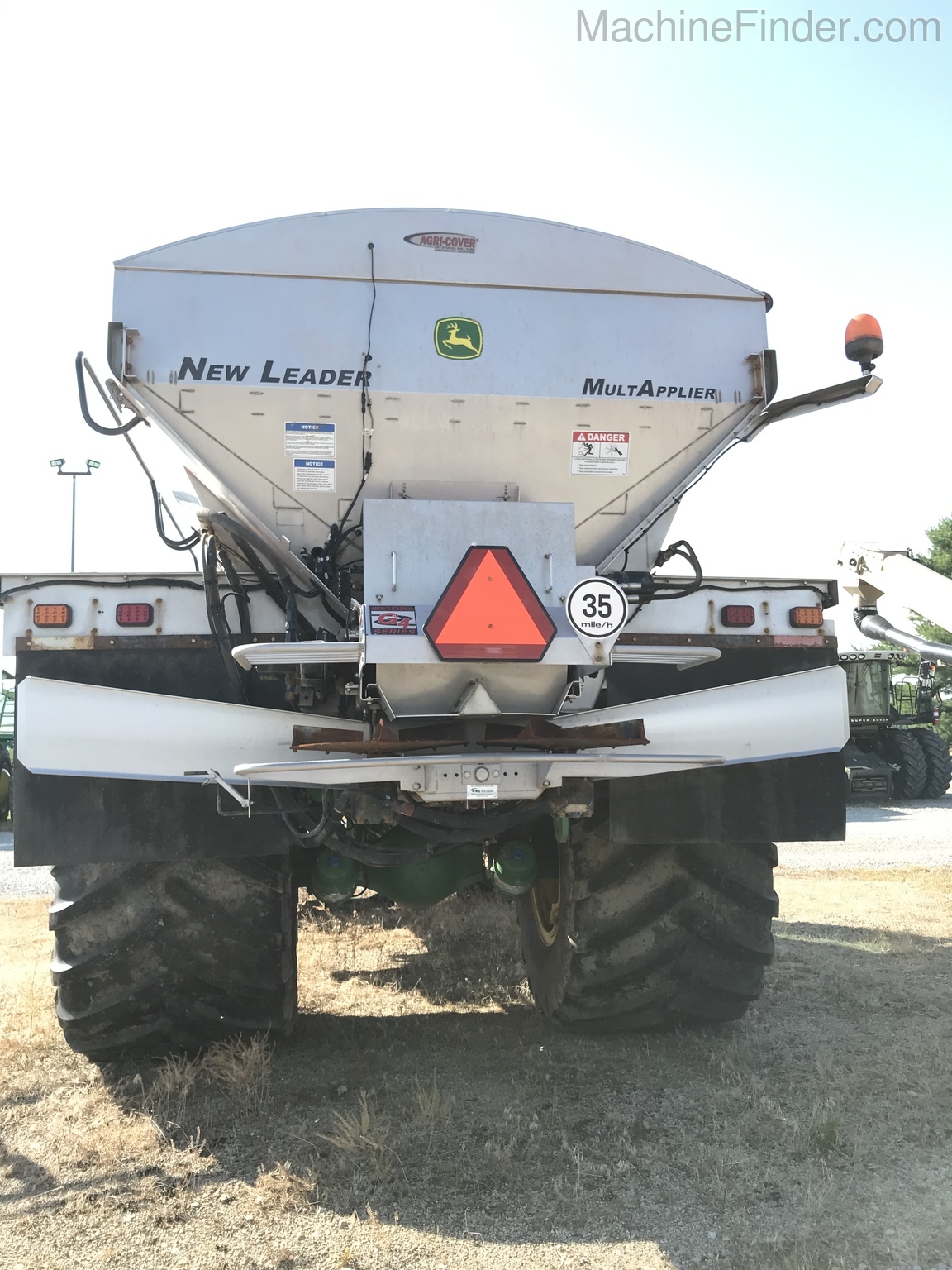 2016 John Deere F4365 Image 6