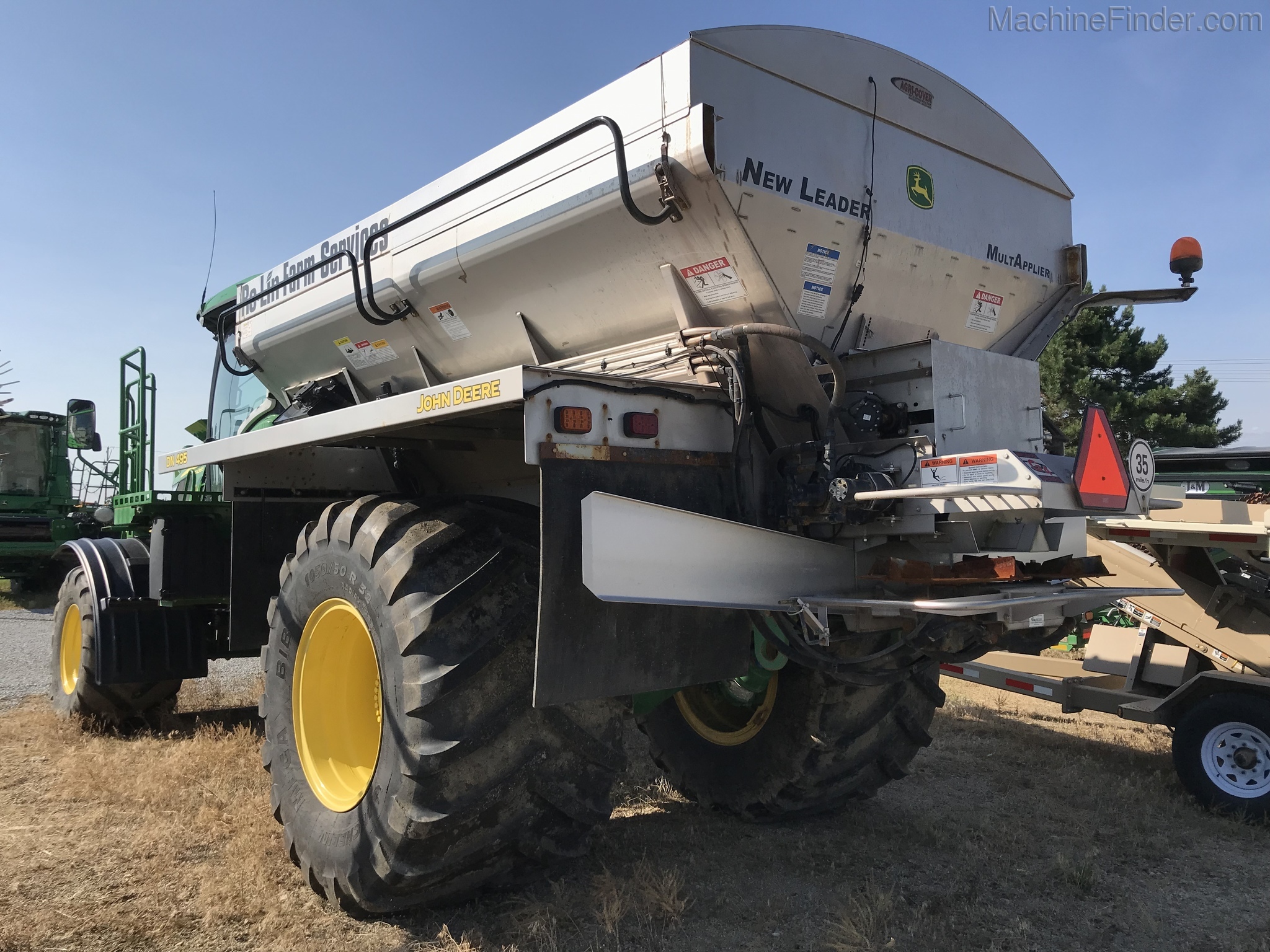 2016 John Deere F4365 Image 5