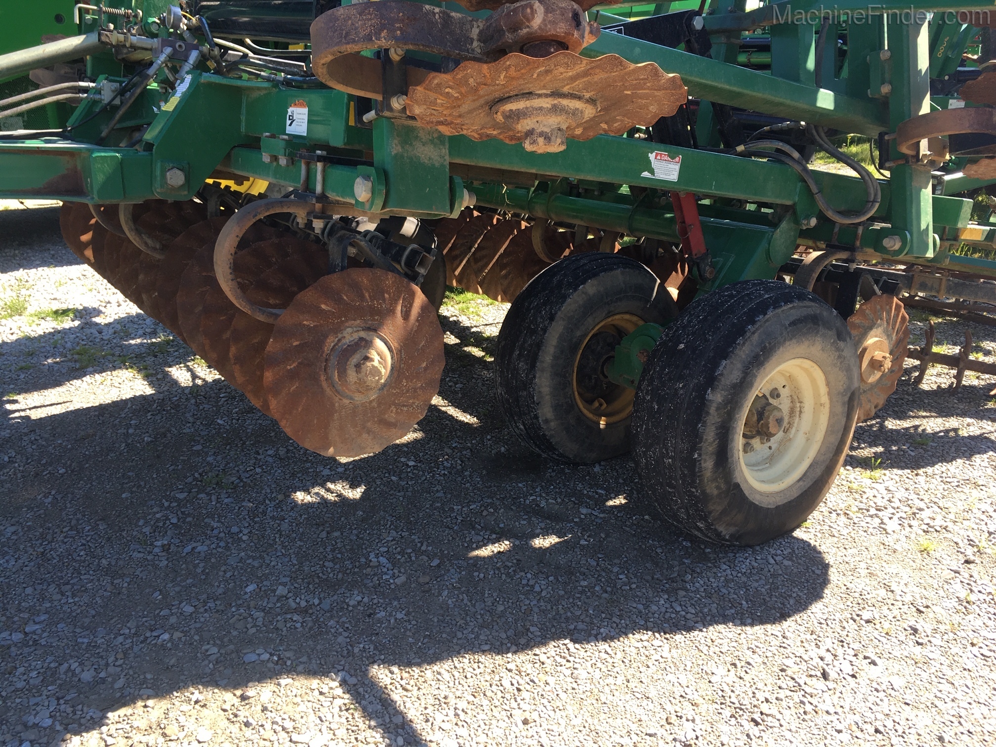 Great Plains 3000TT Image 6