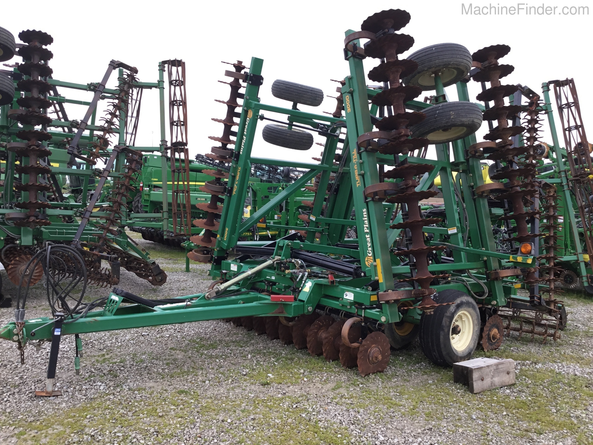 Great Plains 3000TT Image 2