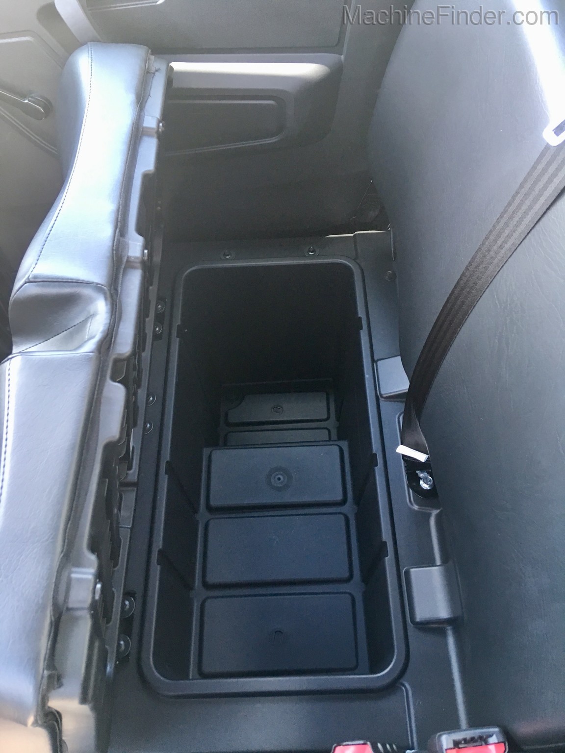 2020 John Deere XUV835M HVAC Image 12