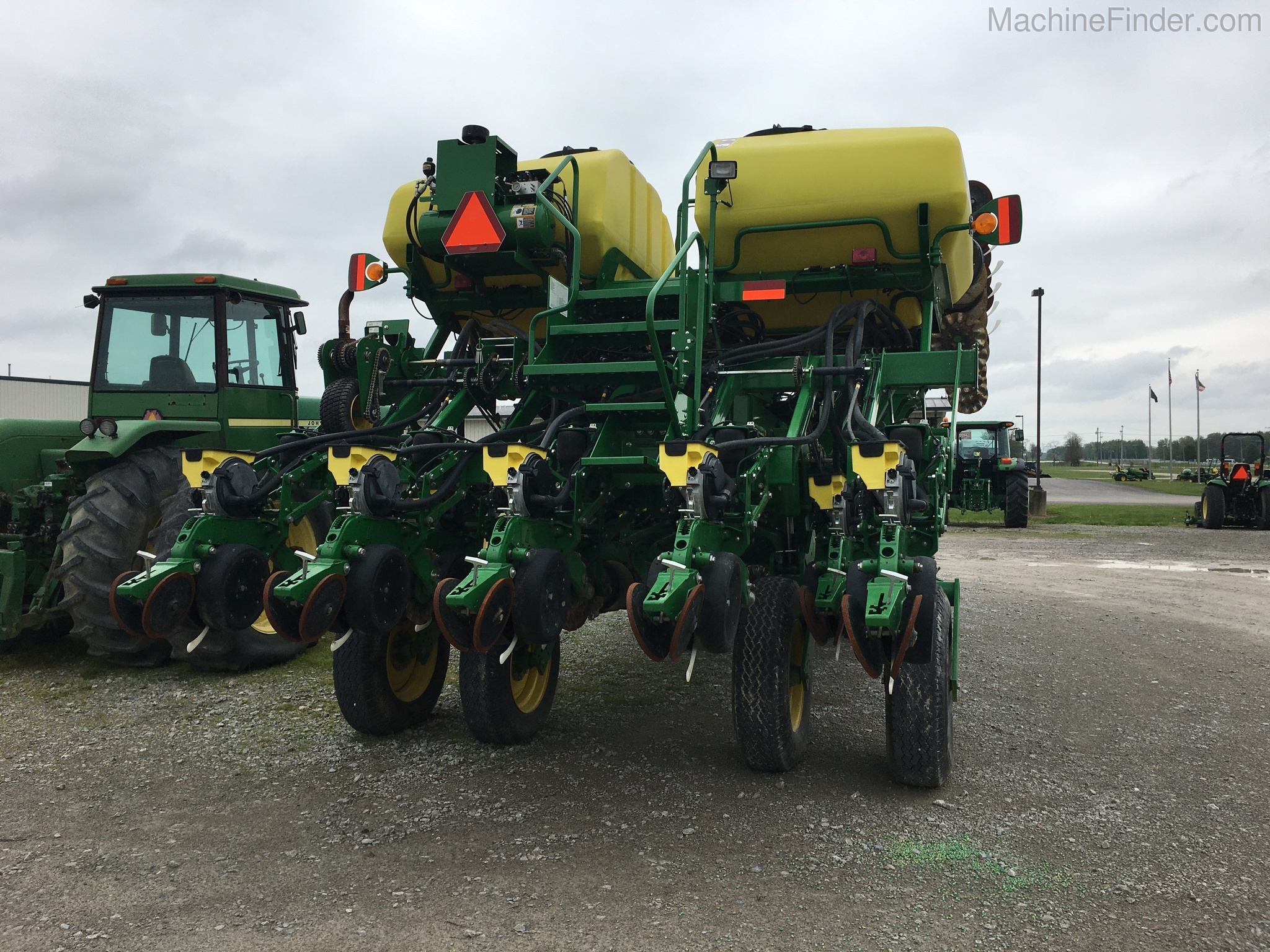 2015 John Deere 1795 Image 2