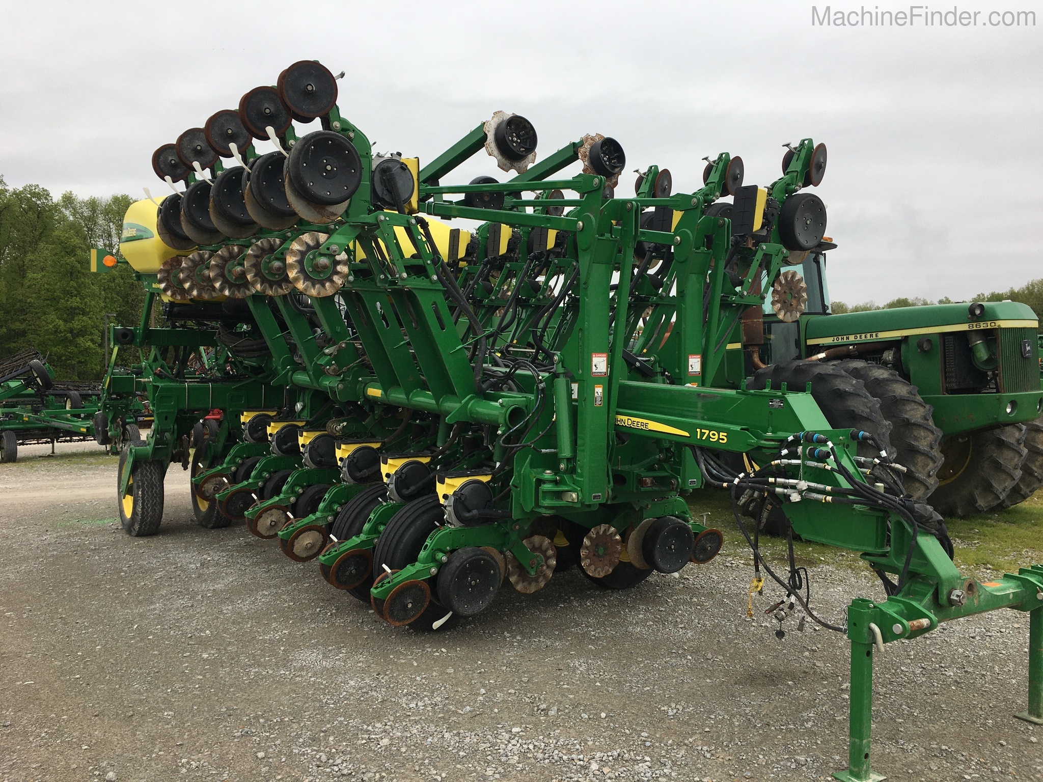 2015 John Deere 1795 Image 3