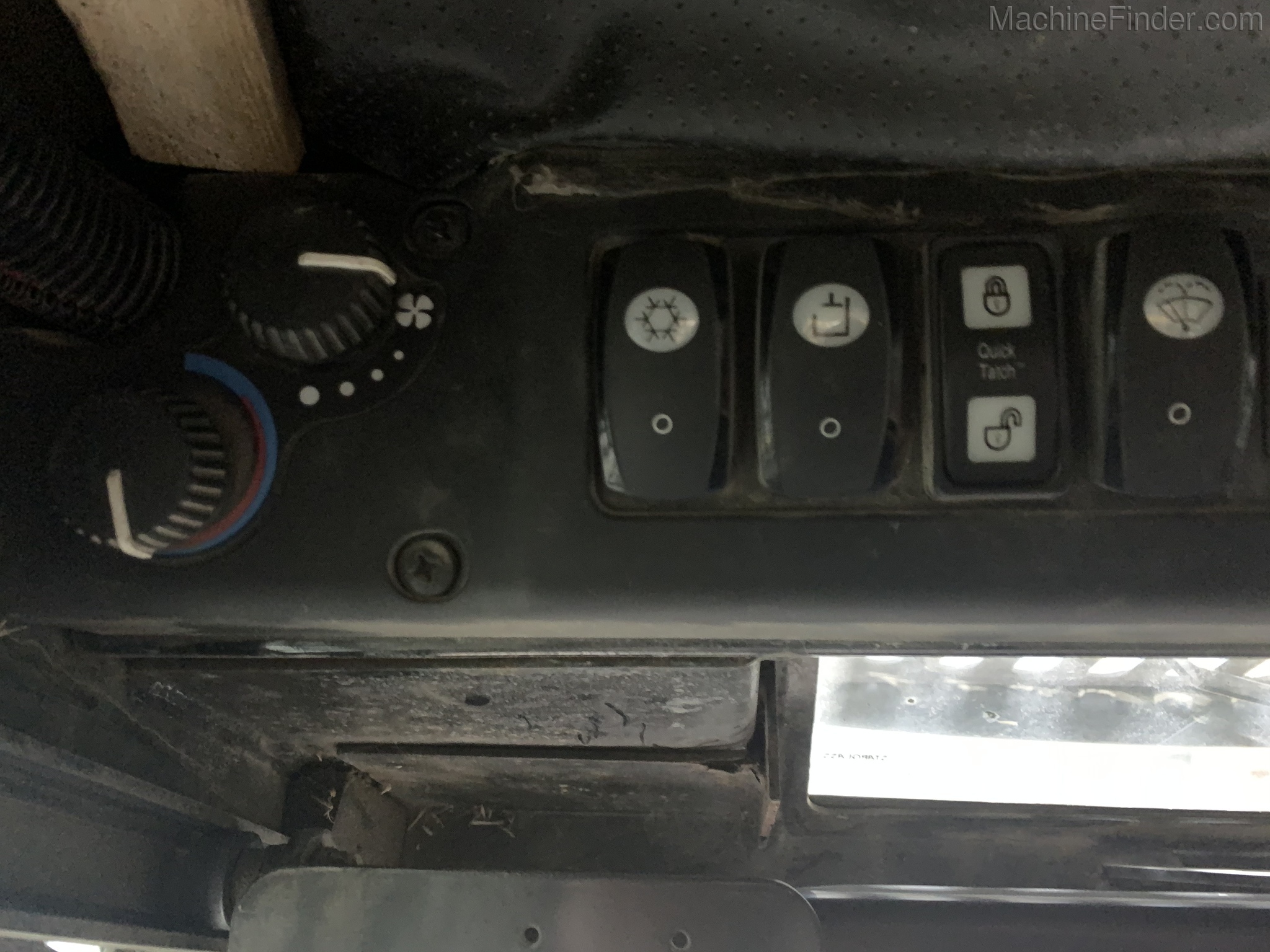 2006 John Deere 332 Image 10