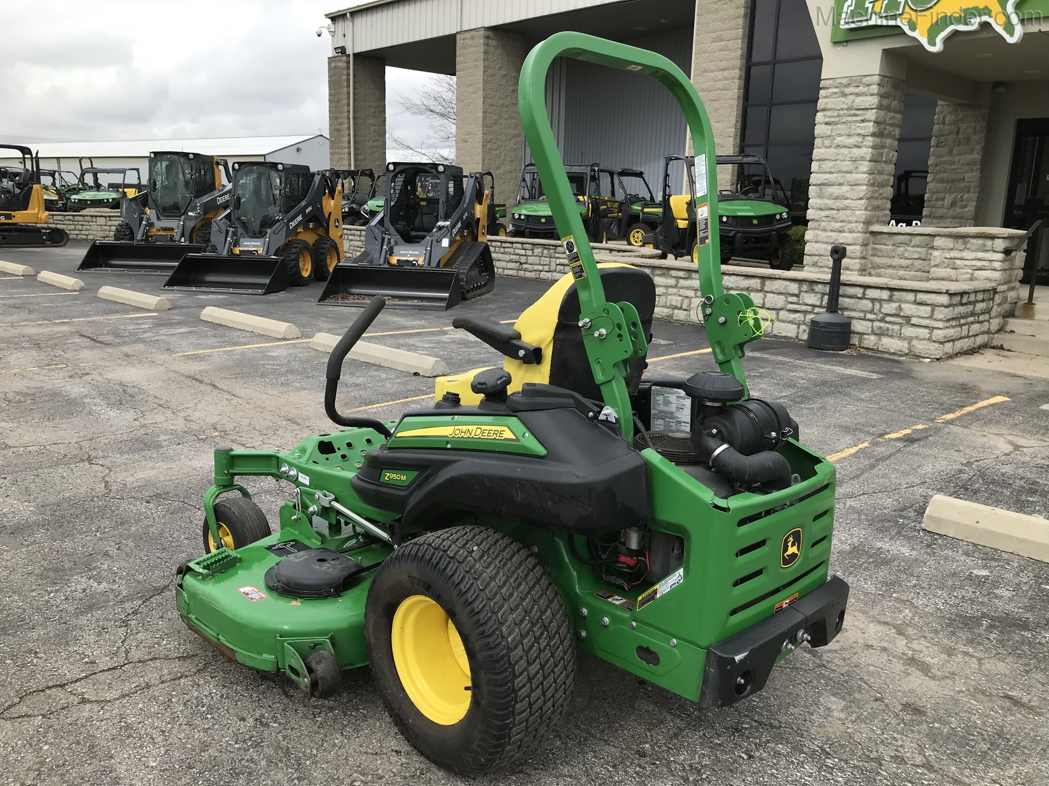 2019 John Deere Z950M Image 2