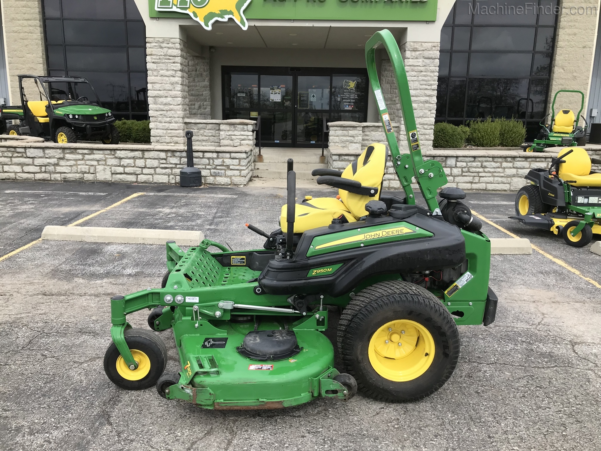 2019 John Deere Z950M Image 1
