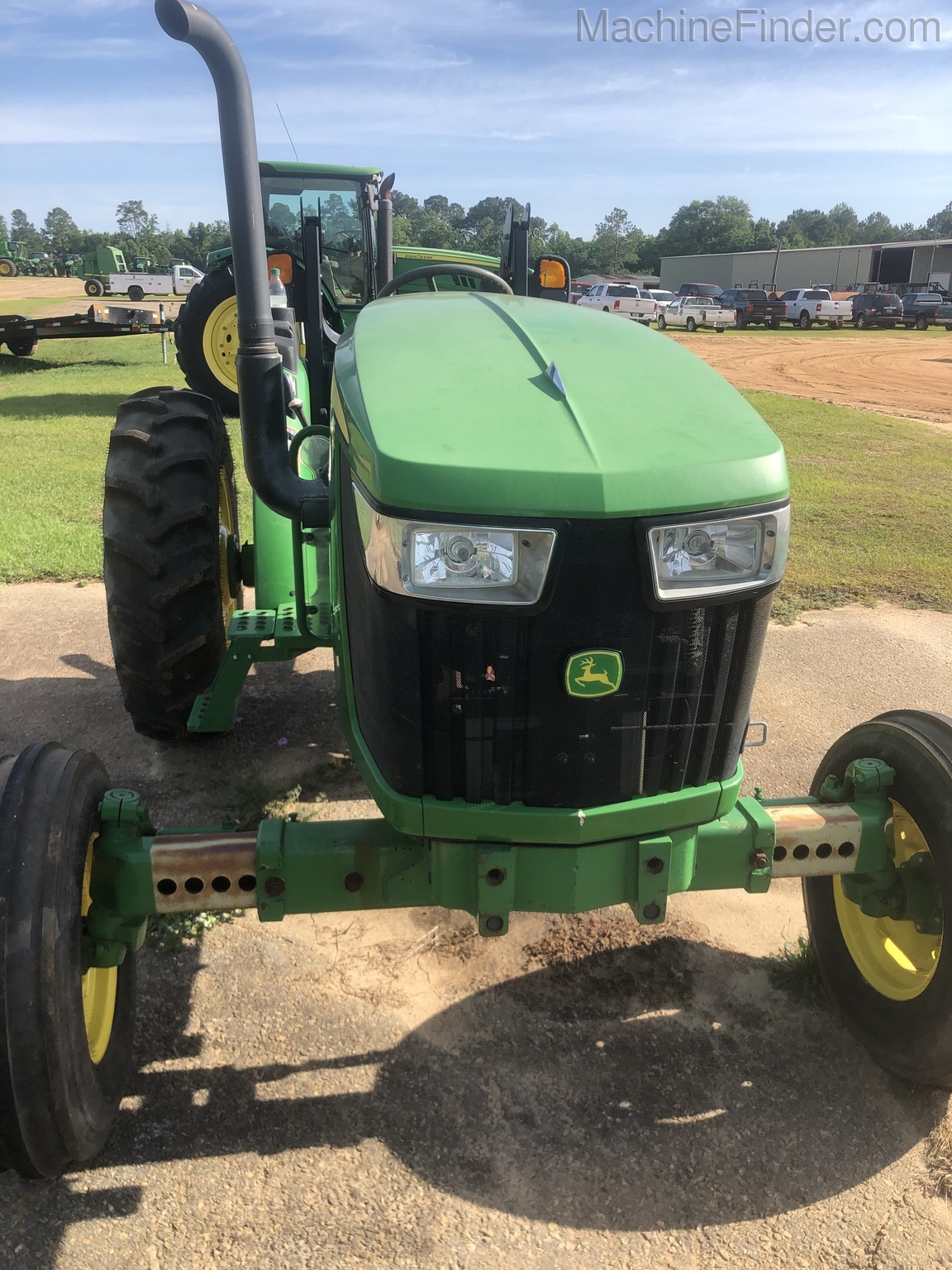 2015 John Deere 5045E Image 2