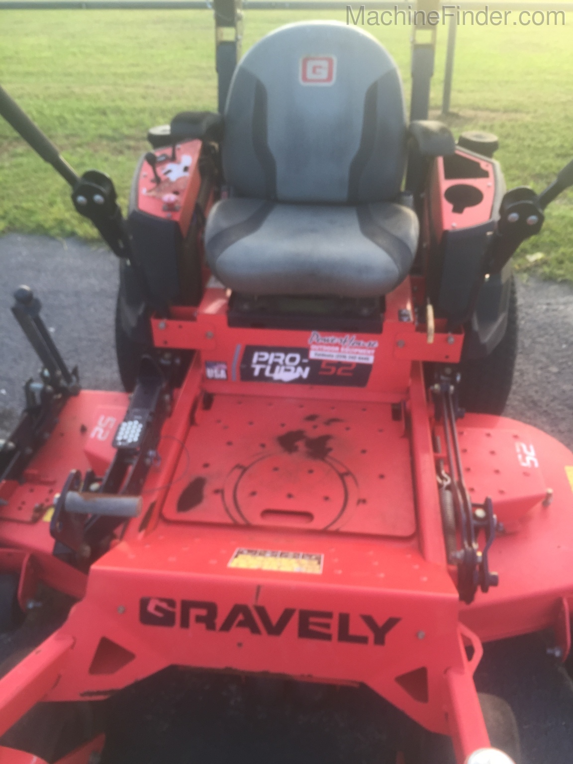 2000 Gravely PRO TURN 52 Image 1