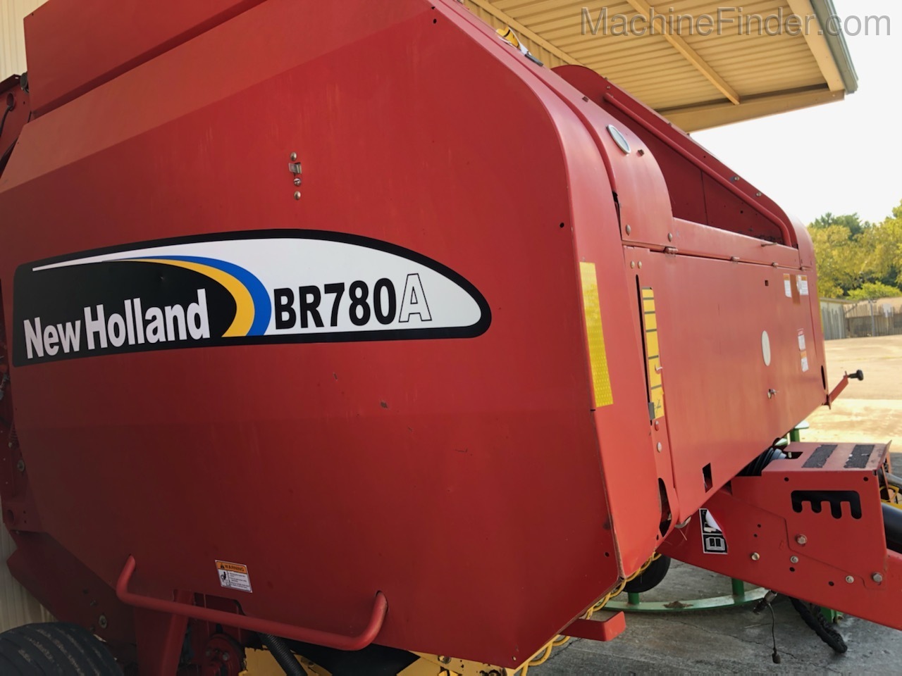 2008 New Holland BR780A Image 4