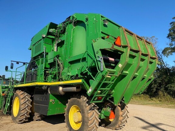 2014 John Deere 7760 Photo 12