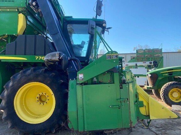 2014 John Deere 7760 Photo 10